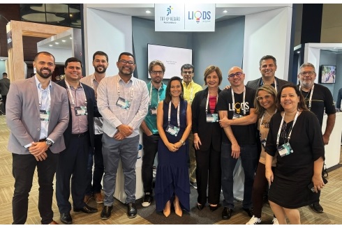 Foto de parte da equipe do TRT-6 no evento