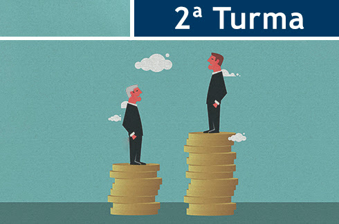 Ilustração de duas pilhas de moedas cada uma com um homem em cima. Uma das pilhas é menor, representando menor salário. No topo da imagem há o texto &quot;2ª Turma&quot;