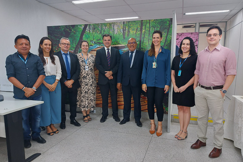 Foto da equipe de correição com a equipe da VT