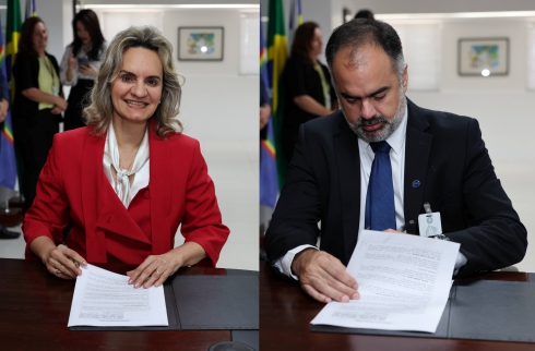 foto da desembargadora Nise Pedroso e do superintendente Felipe Carvalho assinando um contrato