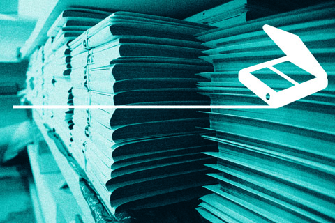 Foto de uma série de processos físicos, filtro em cor azul e ilustração de uma máquina escâner