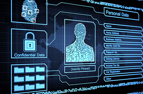 Tela de sistema computacional com ficha de cadastro eletrônico e informações pessoais