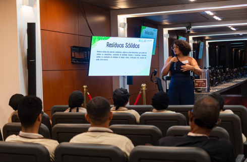 Foto da oficina realizada no evento