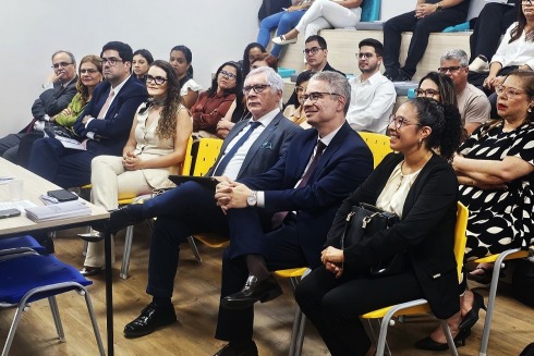 um debate sempre urgente e necessário"