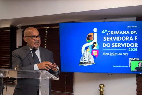Foto do desembargador Fábio Farias