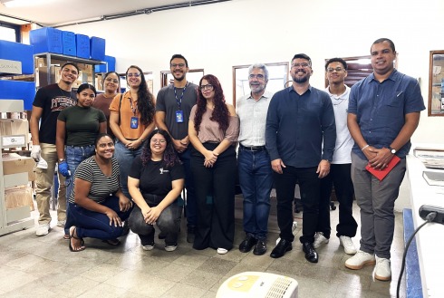 Foto da visita da equipe da Fundarpe
