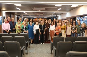 Foto de participantes da palestra “A Importância do Relacionamento Social para as Pessoas Idosas”