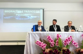 Foto da participação do desembargador Paulo Alcantara em evento na UPE - Arcoverde