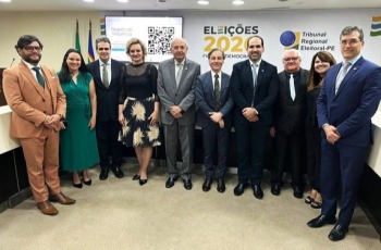 Foto do lançamento do Programa de Mestrado Profissional em Políticas Públicas da UFPE