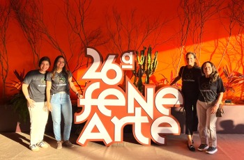 Foto da visita da equipe do TRT-6 à Fenearte