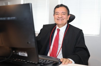 Foto do juiz Gilvanildo Lima